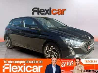 Usado Hyundai i20 84 CV (61 kW) 2024 Negro Utilitario