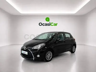 Usado Toyota Yaris Active 69 CV (50 kW) 2016 Negro Berlina