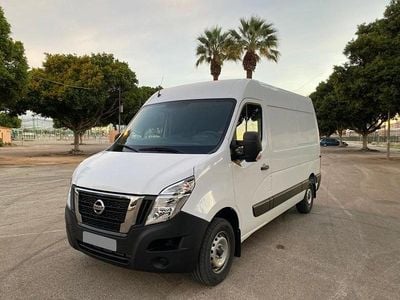 Usado Nissan Interstar 135 HP (99 kW) 2023 Branco Van