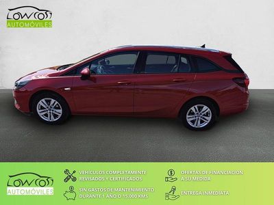 Usado Opel Astra Edition 105 CV (77 kW) 2020 Rojo Familiar