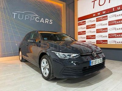 Usado VW Golf VIII Life 110 CV (80 kW) 2022 Gris / plata Berlina