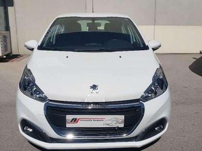 Blanco Usado 2019 Peugeot 208 Active Utilitario | 9800 € (Precio justo)