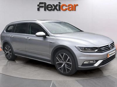 Usado VW Passat Alltrack 190 CV (139 kW) 2019 Gris Familiar