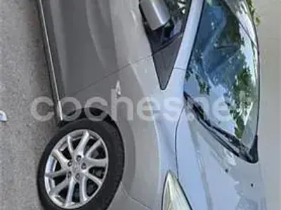 Usado Mazda 5 Luxury 115 CV (84 kW) 2013 Gris / plata Monovolumen