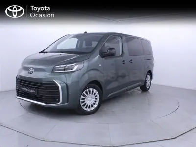 Usado Toyota Proace Verso Active 180 CV (132 kW) 2026 Verde Familiar