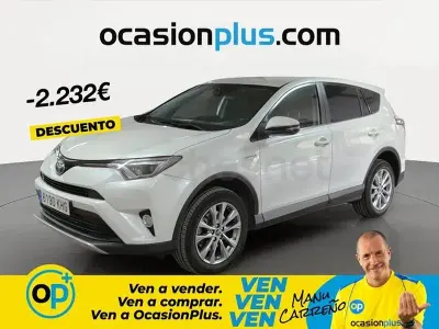 Usado Toyota RAV4 Hybrid Advance 197 CV (144 kW) 2018 Blanco SUV