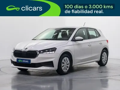 Käytetty Skoda Fabia Active 80 HP (58 kW) 2022 Valkoinen Viistoperä