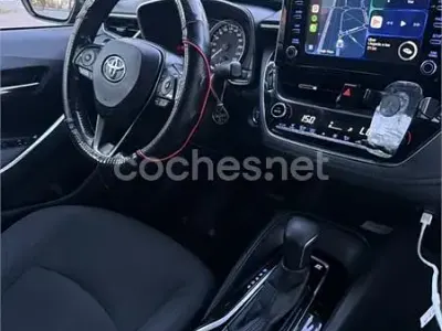 Usado Toyota Corolla Active 122 CV (89 kW) 2022 Negro Berlina
