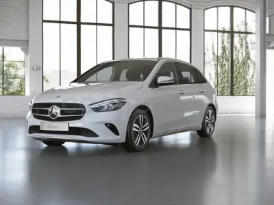 Usado Mercedes B200 Progressive 150 HP (110 kW) 2022 Branco Monovolume