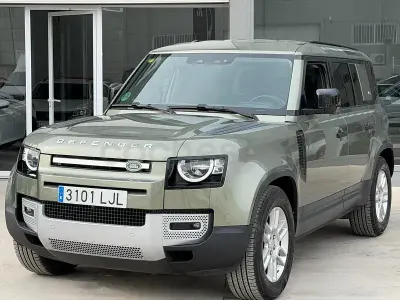 Usado Land Rover Defender 240 CV (176 kW) 2020 Verde SUV