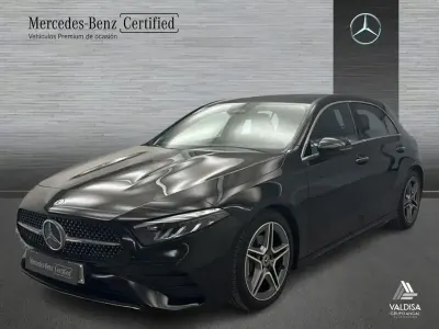 Usado Mercedes A180 AMG line 116 CV (85 kW) 2023 Negro