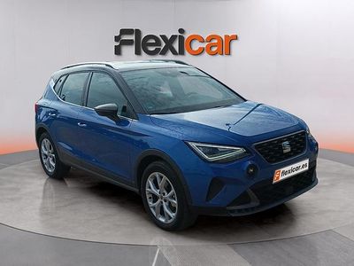 Usado Seat Arona FR 110 CV (80 kW) 2024 Azul SUV