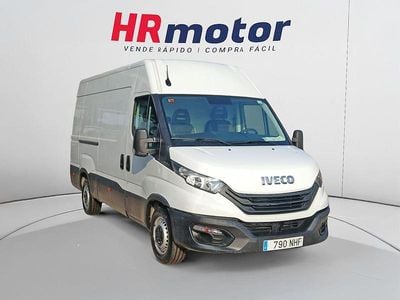 Blanco Usado 2022 Iveco Daily Berlina | 21.590 € (Buen precio)