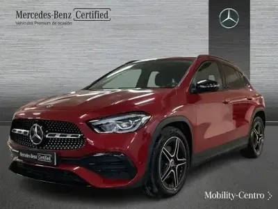 Usado Mercedes GLA200 AMG line 150 CV (110 kW) 2022 SUV