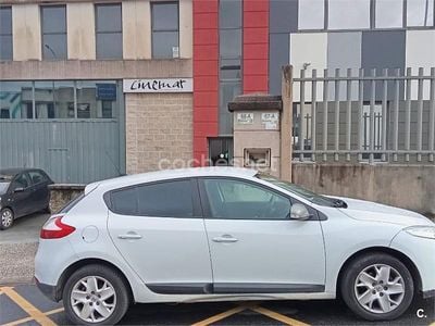 Blanco Usado 2013 Renault Mégane Dynamique Berlina | 4500 €