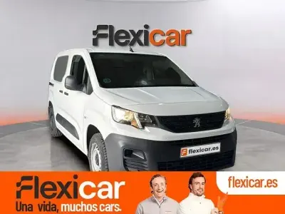 Usado Peugeot Partner 102 CV (75 kW) 2021 Blanco Monovolumen