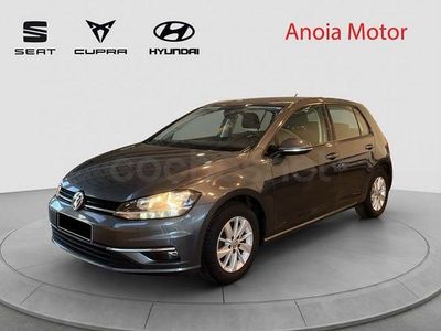 Usado VW Golf VII Advance 115 CV (84 kW) 2019 Gris / plata Berlina