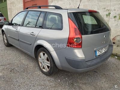 Gris / plata Usado 2004 Renault Mégane GrandTour Authentique Familiar | 2500 € (Un poco caro)