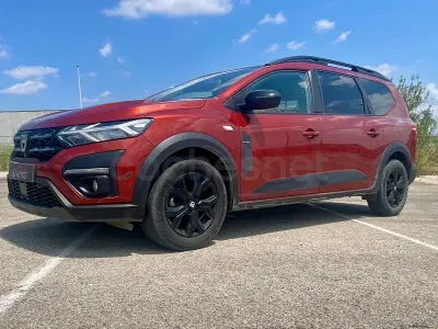 Usado Dacia Jogger Extreme 100 HP (73 kW) 2021 Vermelho Monovolume