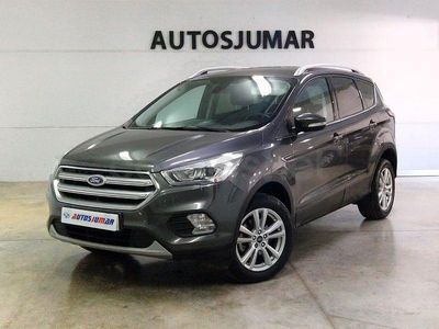 Usado Ford Kuga Trend 150 CV (110 kW) 2019 Gris / plata SUV