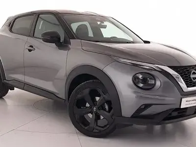Usado Nissan Juke Tekna 114 CV (83 kW) 2025 Skyline grey  negro SUV