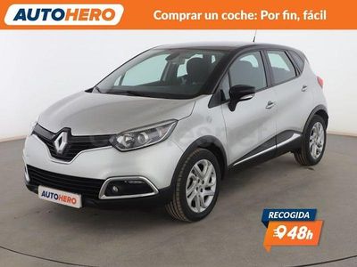 Usado Renault Captur Zen 90 CV (66 kW) 2015 Gris SUV