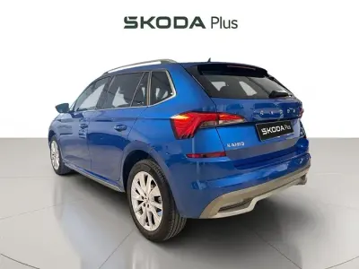 Usado Skoda Kamiq Style 110 CV (80 kW) 2022 Azul SUV