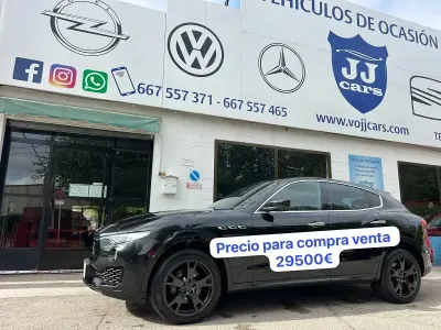 Usado Maserati Levante 275 CV (202 kW) 2018 Negro SUV