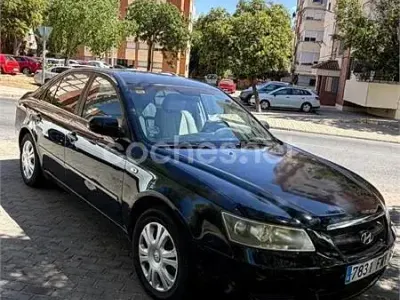 Usado Hyundai Sonata Comfort 140 CV (102 kW) 2007 Negro Berlina
