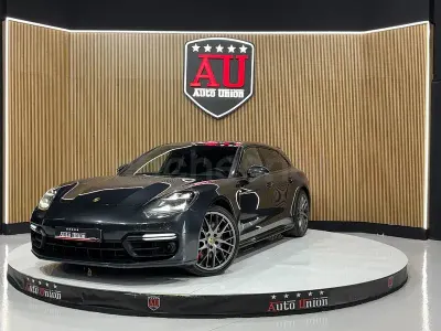 Usado Porsche Panamera 4S Sport Turismo 440 CV (323 kW) 2018 Gris / plata Familiar