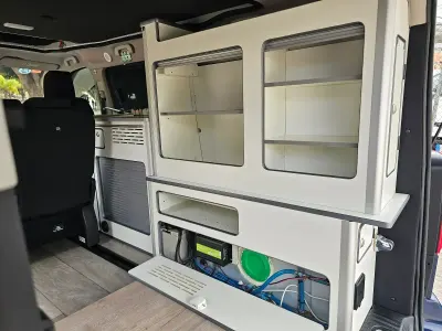 Usado Peugeot Traveller Active 115 CV (84 kW) 2016 Azul Monovolumen