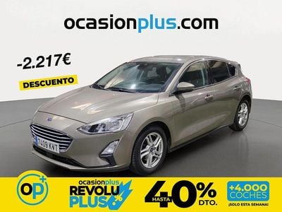 Usado Ford Focus Trend 125 CV (91 kW) 2019 Gris / plata Berlina