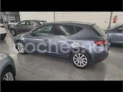Usado Seat Leon Style 150 CV (110 kW) 2015 Gris / plata Berlina