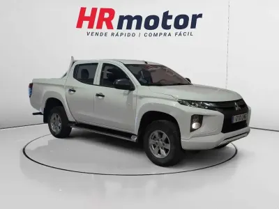 Usado Mitsubishi L200 150 CV (110 kW) 2021 Blanco Pickup/Camioneta