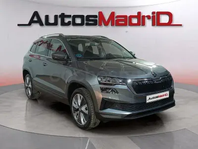 Usado Skoda Karoq Ambition 150 CV (110 kW) 2024 Gris / plata SUV