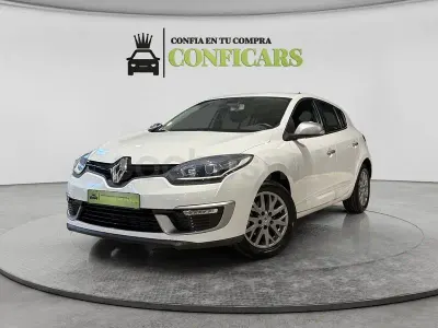 Usado Renault Mégane Life 115 CV (84 kW) 2013 Blanco Berlina