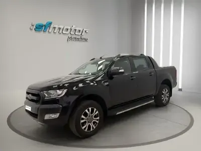 Usado Ford Ranger Wildtrack 200 CV (147 kW) 2018 Negro metalizado Pickup/Camioneta