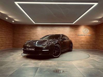 Porsche Panamera 4