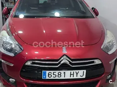 Usado Citroën DS5 Style 163 CV (119 kW) 2014 Rojo Utilitario