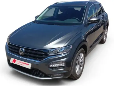 Usado VW T-Roc Advance 115 CV (84 kW) 2021 Gris SUV