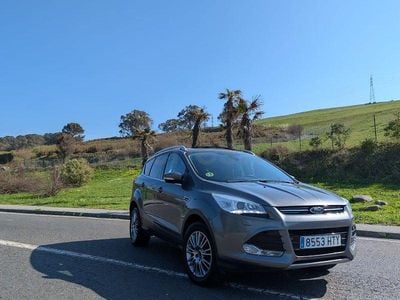 Usado Ford Kuga Titanium S 163 CV (119 kW) 2014 Gris / plata SUV