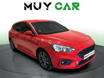 Usado Ford Focus ST-Line 125 CV (91 kW) 2019 Rojo Berlina