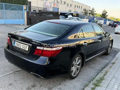 Usado Lexus LS600h Ambassador 445 CV (327 kW) 2008 Azul Berlina