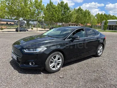 Usado Ford Mondeo Titanium 150 CV (110 kW) 2016 Negro Berlina
