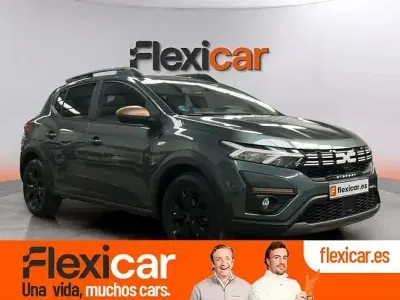 Usado Dacia Sandero Expression 101 CV (74 kW) 2023 Verde