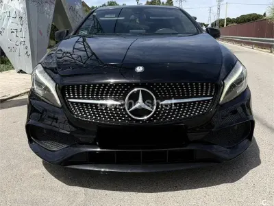 Usado Mercedes A200 AMG line 136 CV (100 kW) 2016 Negro Utilitario