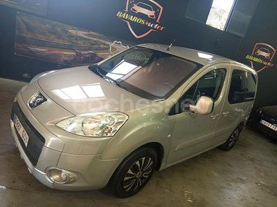 Beige Usado 2010 Peugeot Partner Tepee Outdoor Monovolumen | 7490 € (Precio justo)