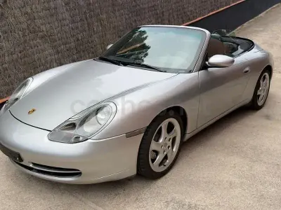 Usado Porsche 911 Carrera Cabriolet 320 CV (235 kW) 2001 Gris / plata Descapotable