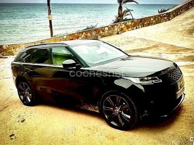 Usado Land Rover Range Rover Velar R-Dynamic 300 CV (220 kW) 2018 Negro SUV