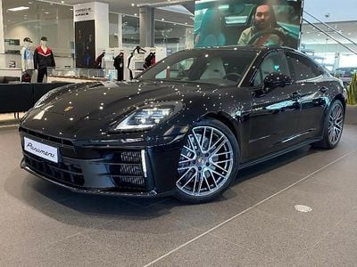 Negro Nuevo 2025 Porsche Panamera 4 Berlina | 151.500 €